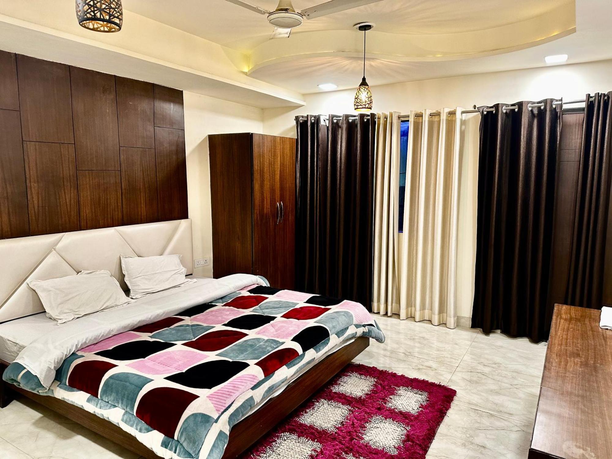 Taj Castle A Boutique Homestay Агра Екстериор снимка