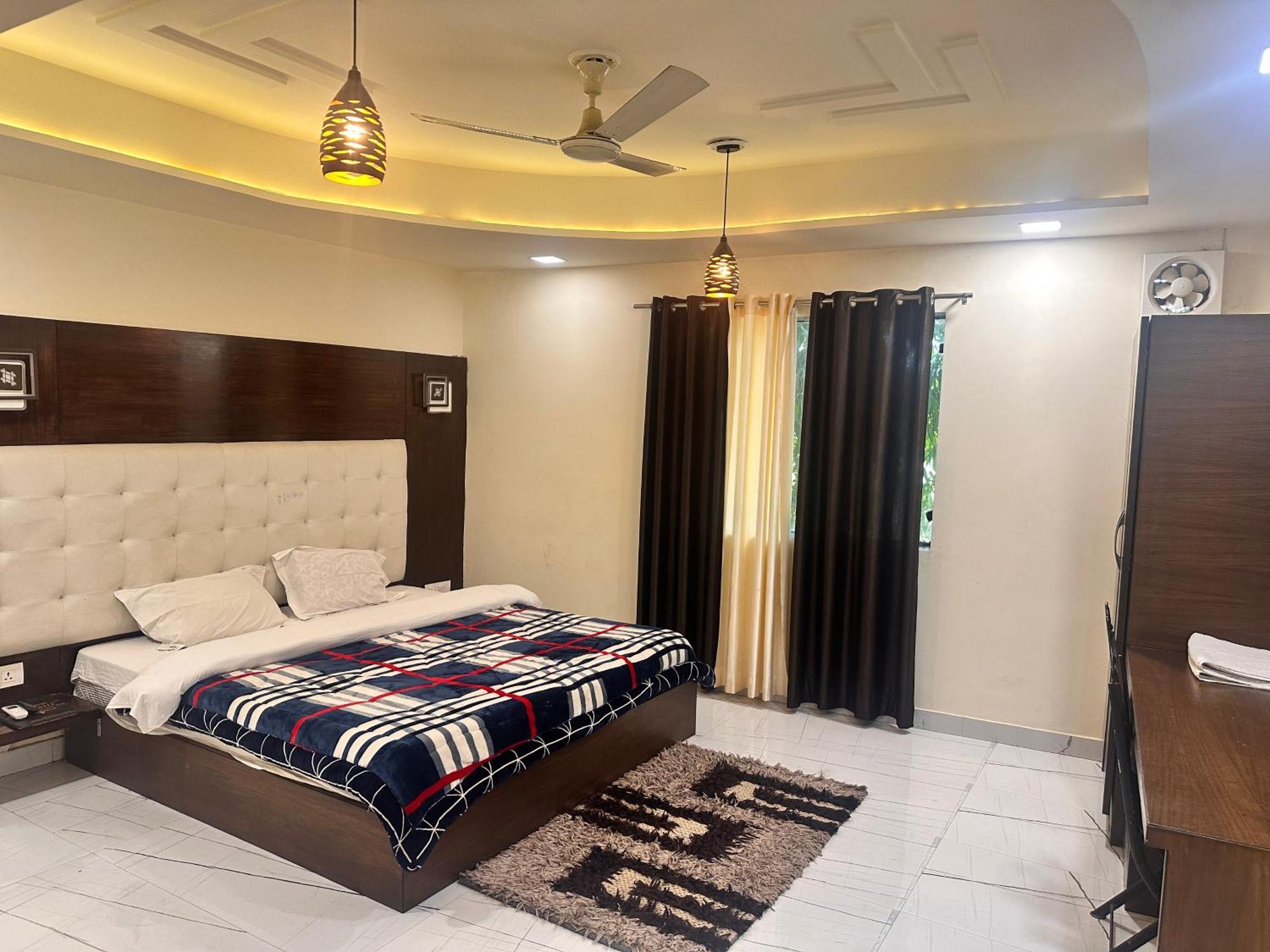 Taj Castle A Boutique Homestay Агра Екстериор снимка